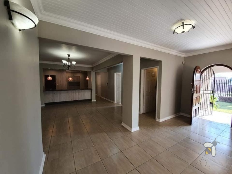 6 Bedroom Property for Sale in Freeway Park Gauteng