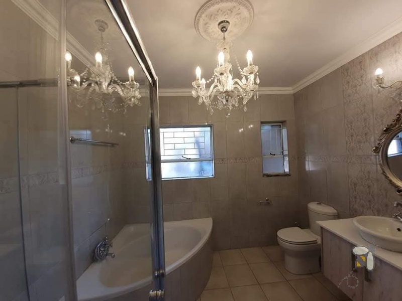 6 Bedroom Property for Sale in Freeway Park Gauteng