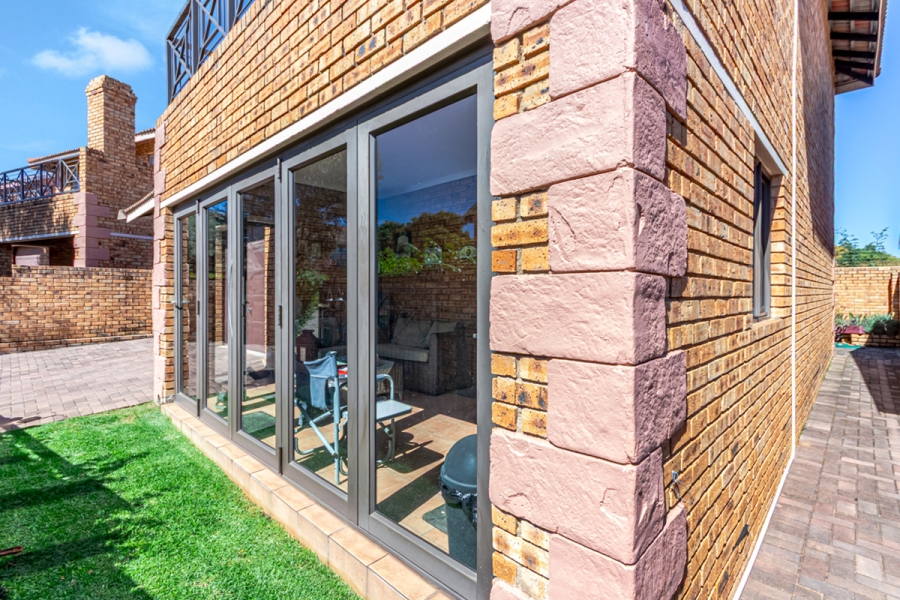 3 Bedroom Property for Sale in Honeydew Manor Gauteng