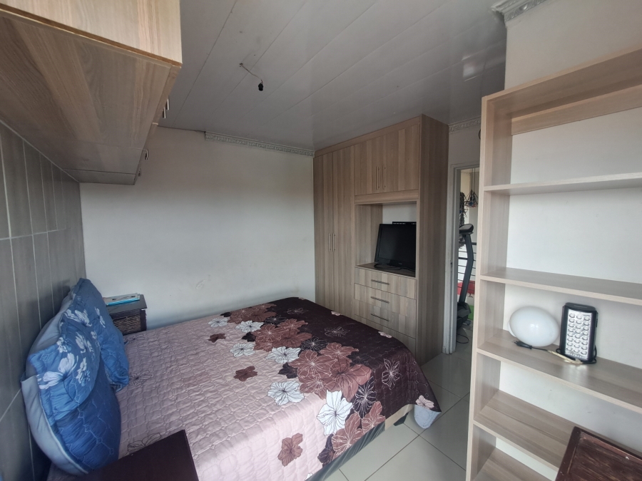 4 Bedroom Property for Sale in Protea Glen Gauteng