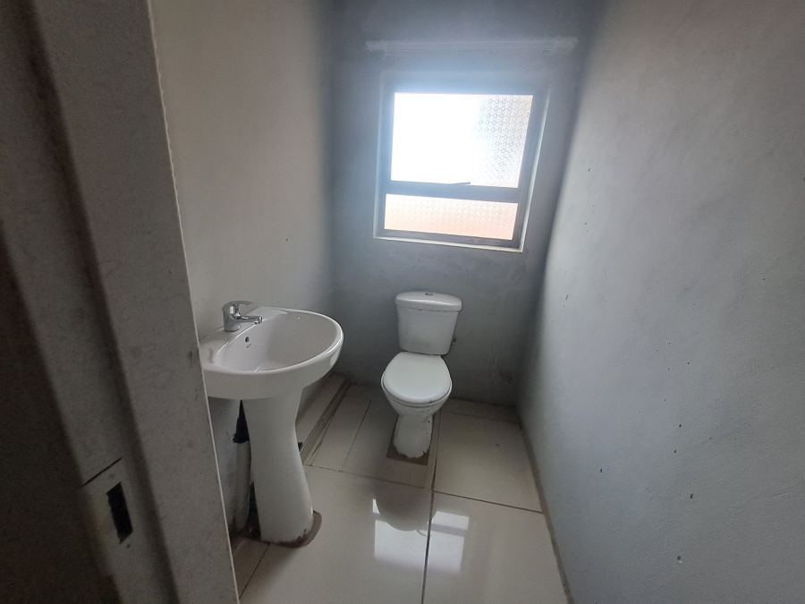 4 Bedroom Property for Sale in Protea Glen Gauteng