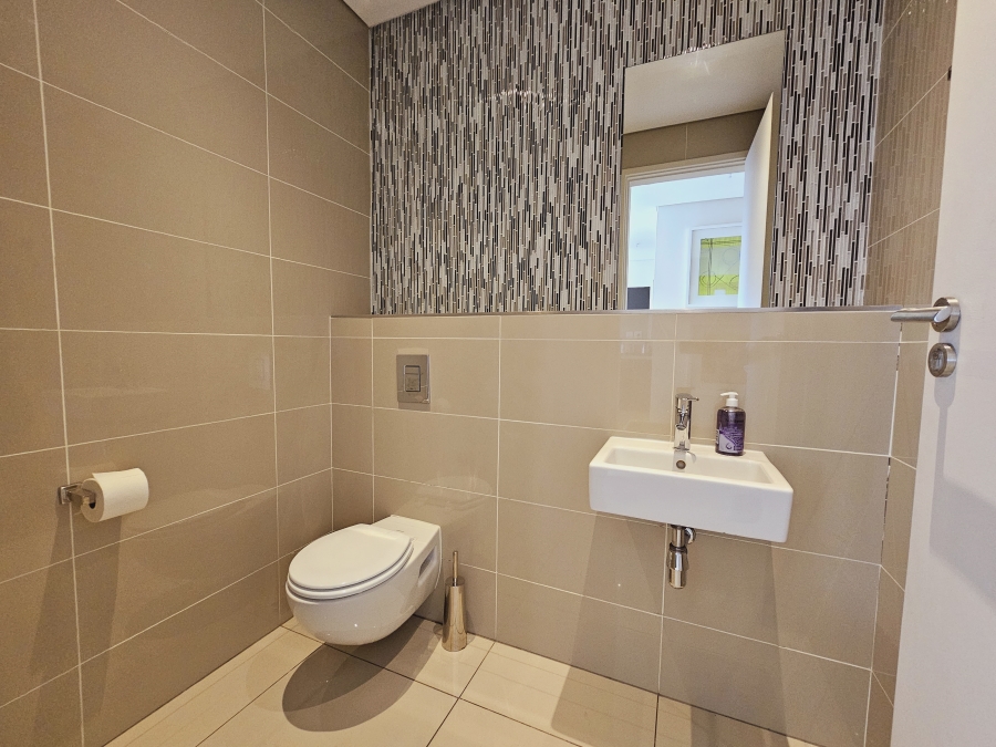 3 Bedroom Property for Sale in Morningside Gauteng