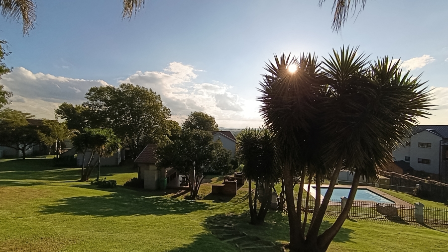 2 Bedroom Property for Sale in Rietvalleirand Gauteng