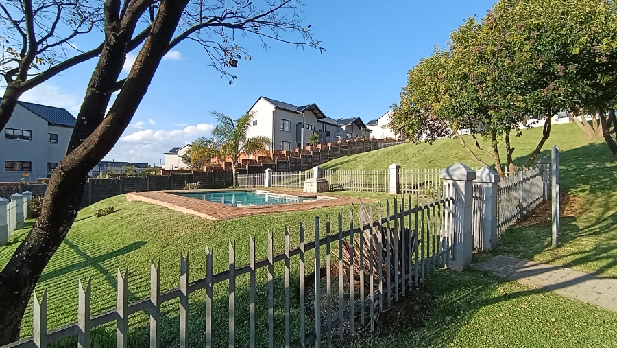 2 Bedroom Property for Sale in Rietvalleirand Gauteng