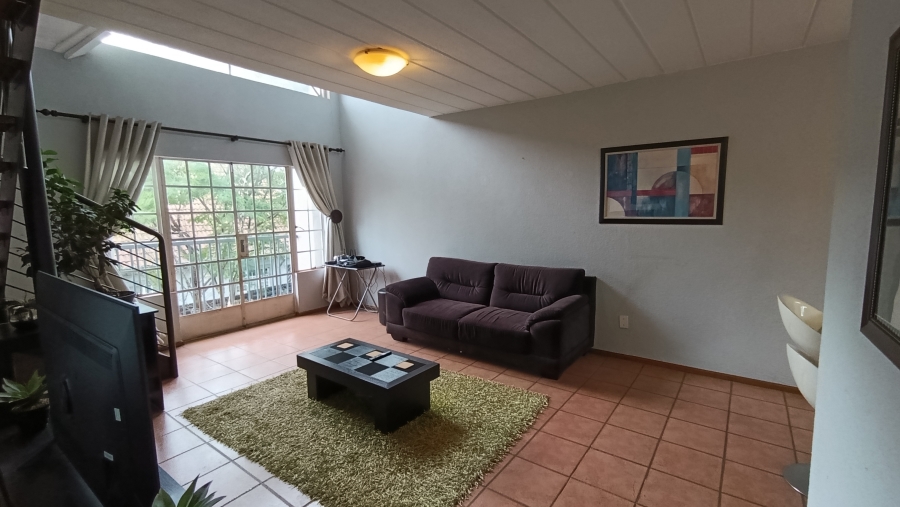 2 Bedroom Property for Sale in Rietvalleirand Gauteng