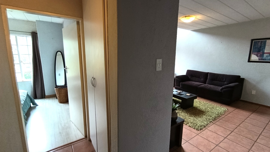 2 Bedroom Property for Sale in Rietvalleirand Gauteng