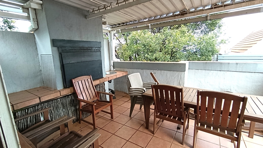 2 Bedroom Property for Sale in Rietvalleirand Gauteng