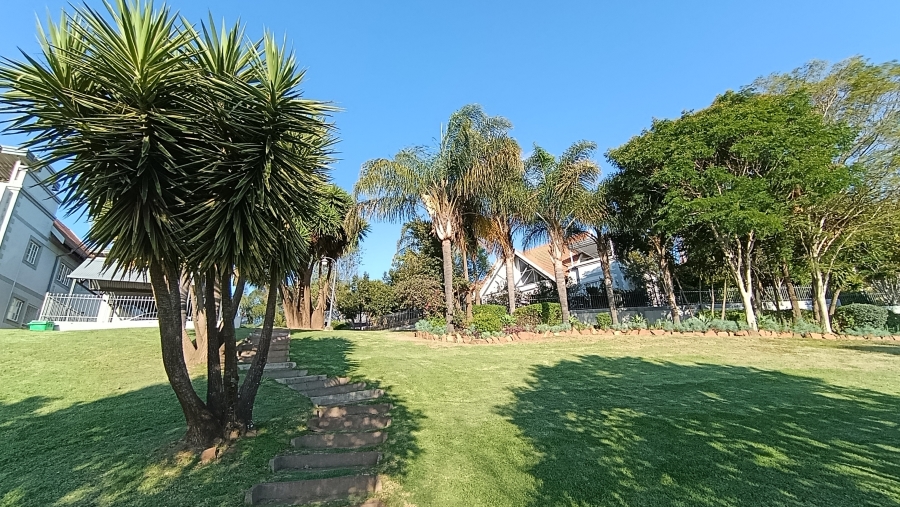 2 Bedroom Property for Sale in Rietvalleirand Gauteng