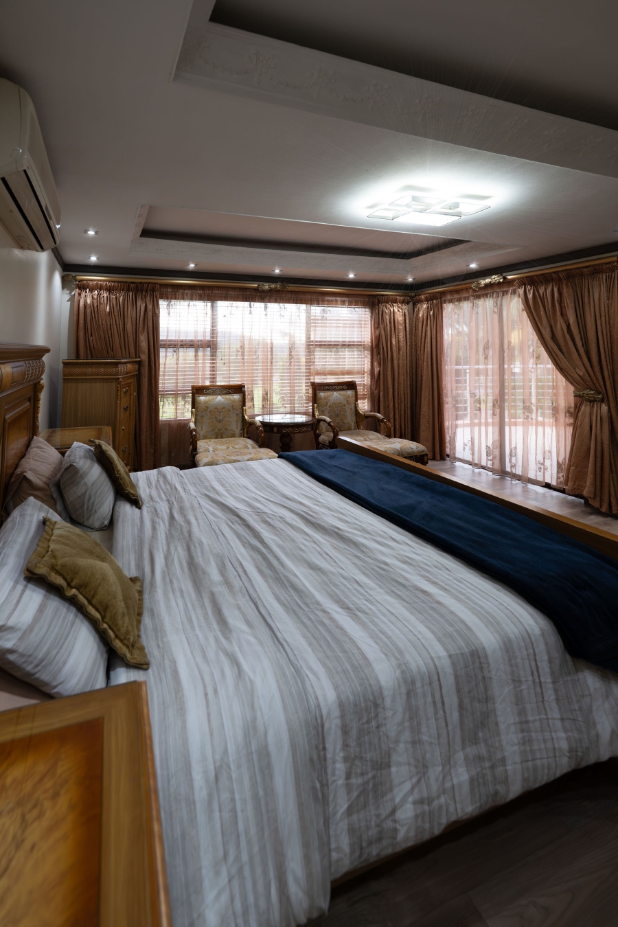7 Bedroom Property for Sale in Eldoraigne Gauteng