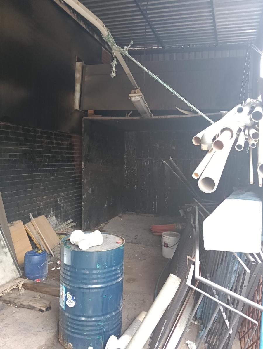 Commercial Property for Sale in Koedoespoort Industrial Gauteng