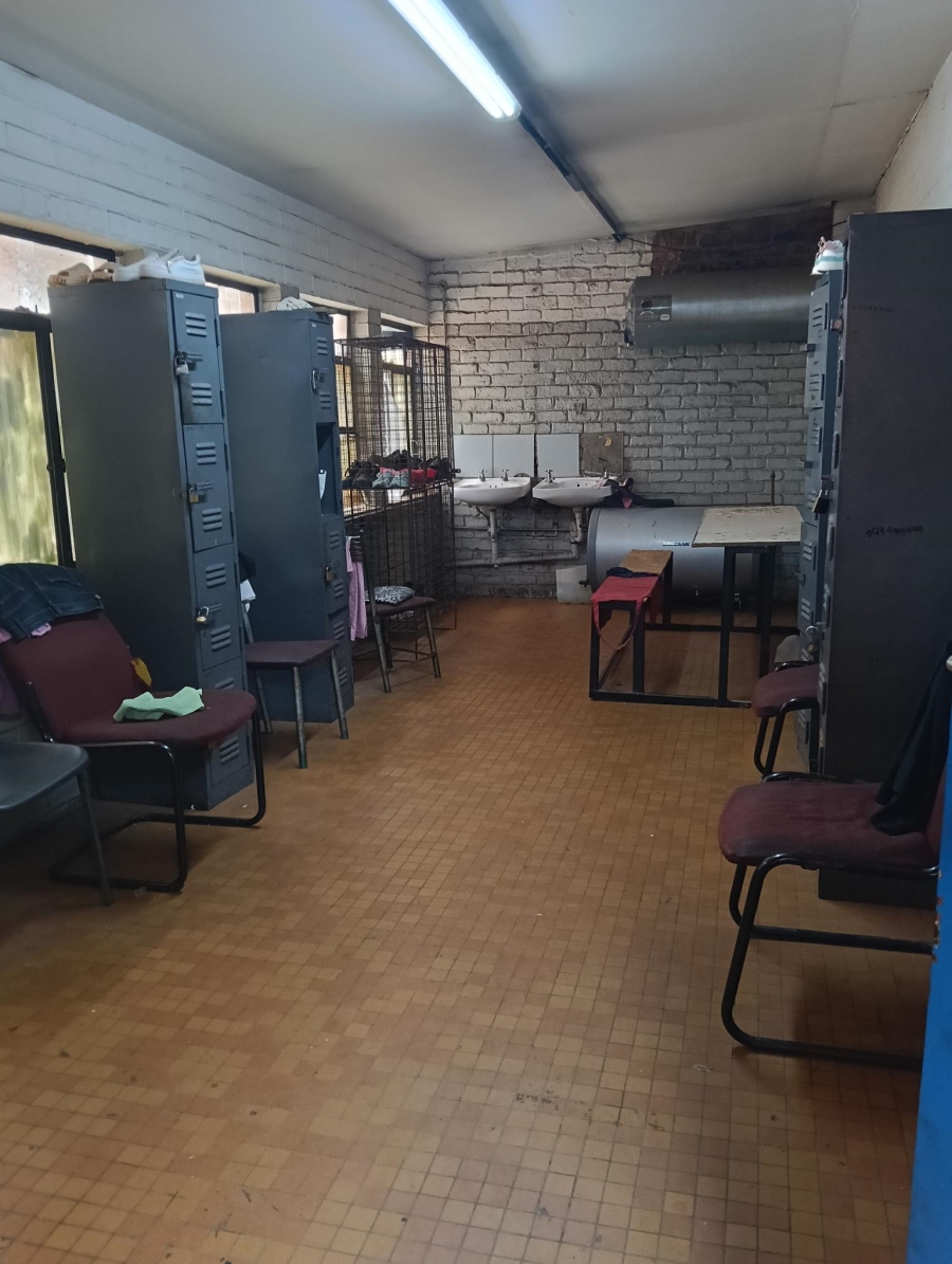 Commercial Property for Sale in Koedoespoort Industrial Gauteng