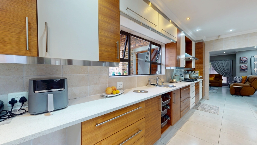 4 Bedroom Property for Sale in Sunward Park Gauteng