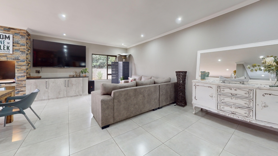 4 Bedroom Property for Sale in Sunward Park Gauteng