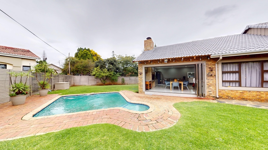 4 Bedroom Property for Sale in Sunward Park Gauteng