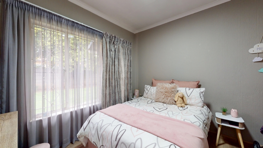 4 Bedroom Property for Sale in Sunward Park Gauteng
