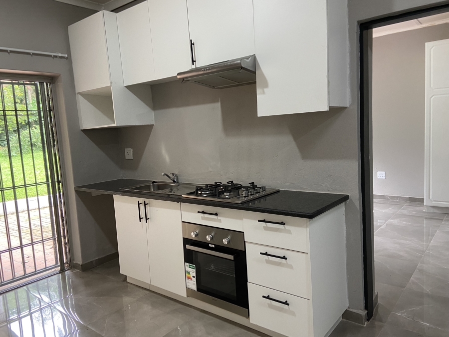 To Let 2 Bedroom Property for Rent in Ferndale Gauteng