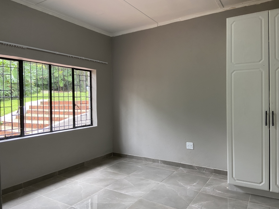 To Let 2 Bedroom Property for Rent in Ferndale Gauteng
