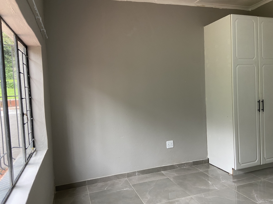 To Let 2 Bedroom Property for Rent in Ferndale Gauteng