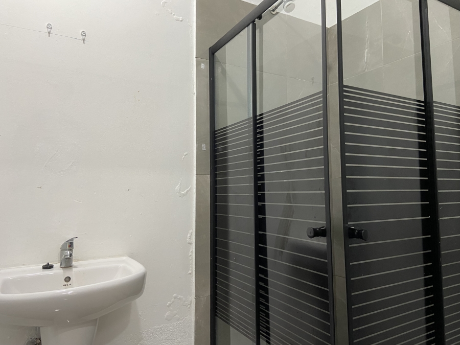 To Let 2 Bedroom Property for Rent in Ferndale Gauteng