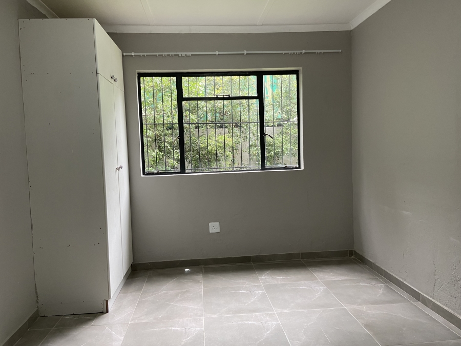 To Let 2 Bedroom Property for Rent in Ferndale Gauteng