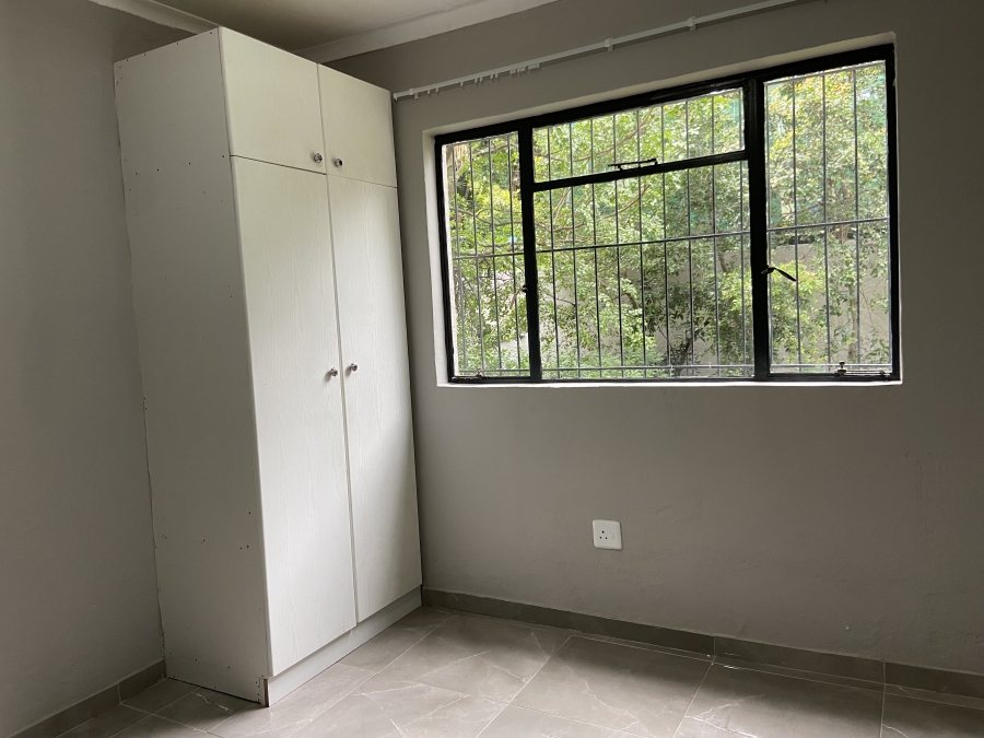 To Let 2 Bedroom Property for Rent in Ferndale Gauteng