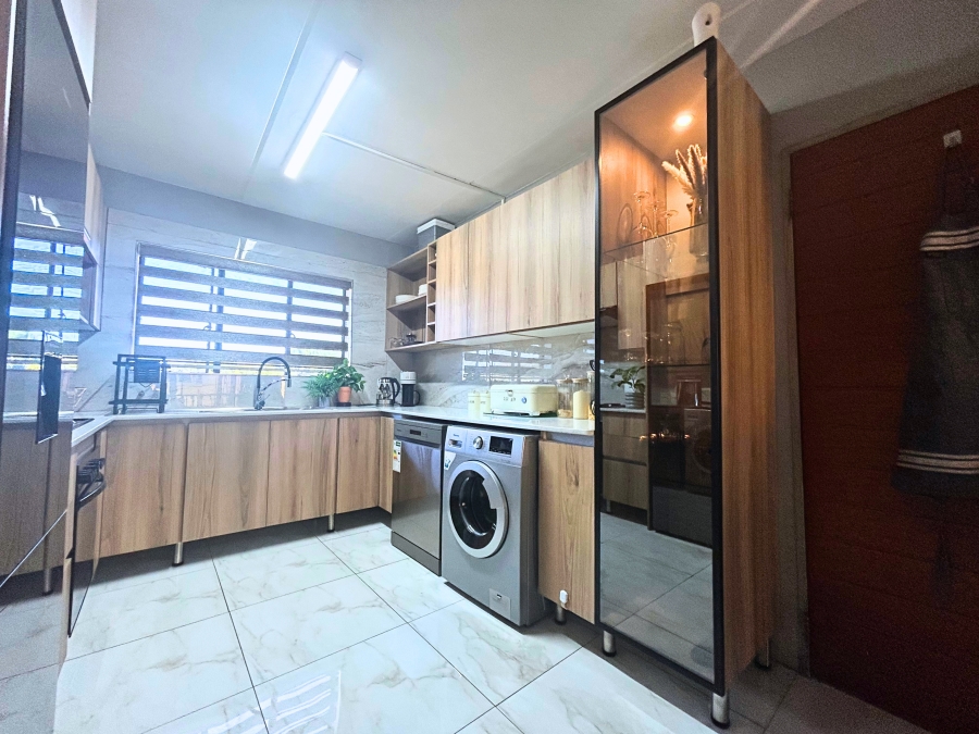 3 Bedroom Property for Sale in Clubview Gauteng