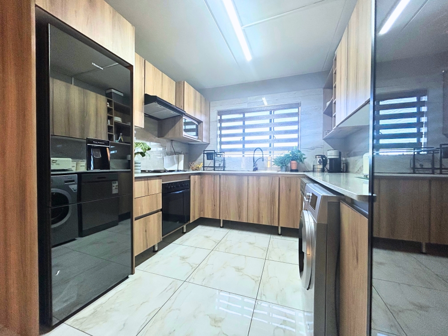 3 Bedroom Property for Sale in Clubview Gauteng