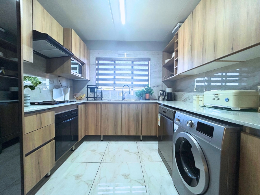 3 Bedroom Property for Sale in Clubview Gauteng