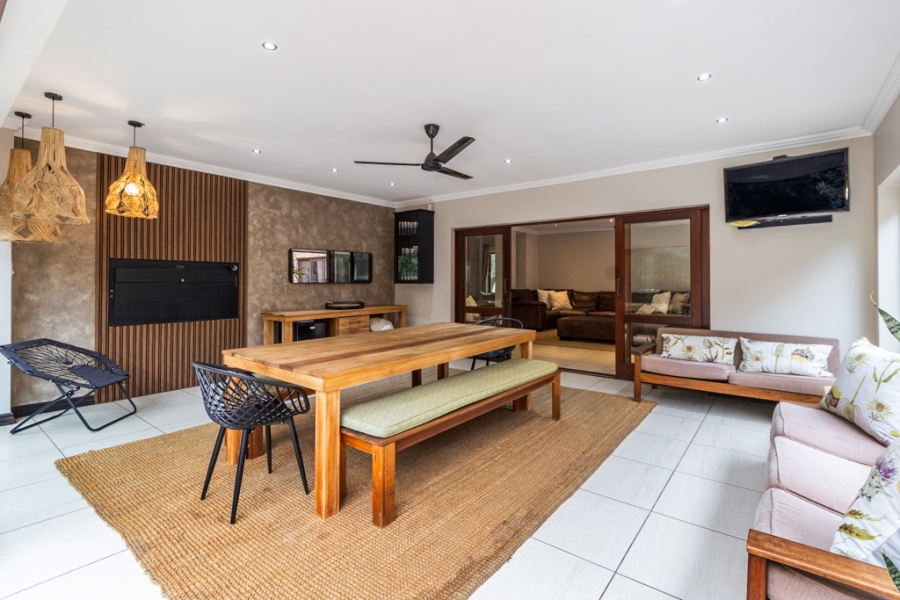 4 Bedroom Property for Sale in Leeuwfontein Gauteng