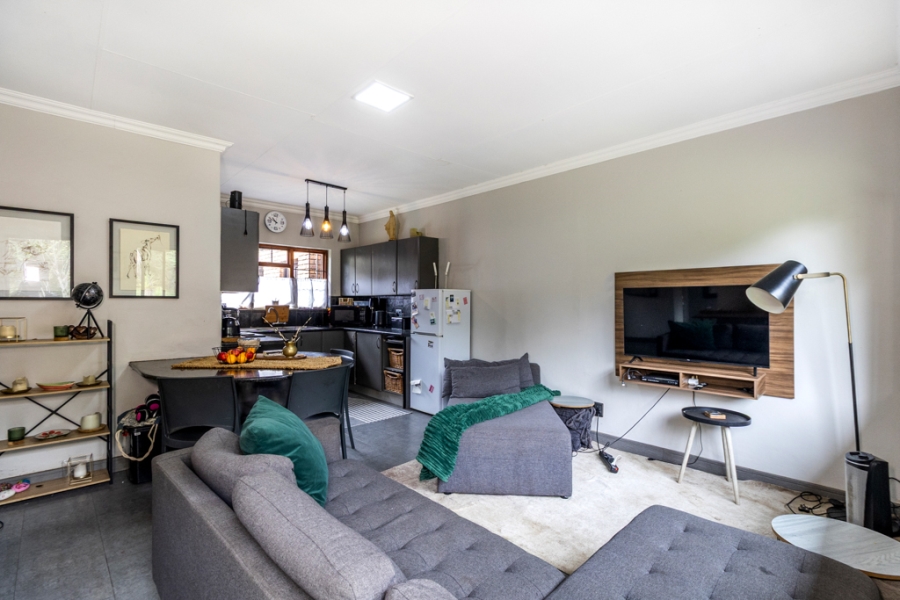 4 Bedroom Property for Sale in Leeuwfontein Gauteng