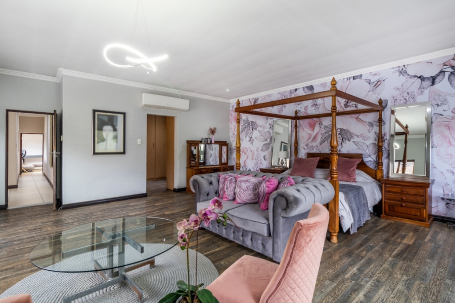 4 Bedroom Property for Sale in Leeuwfontein Gauteng