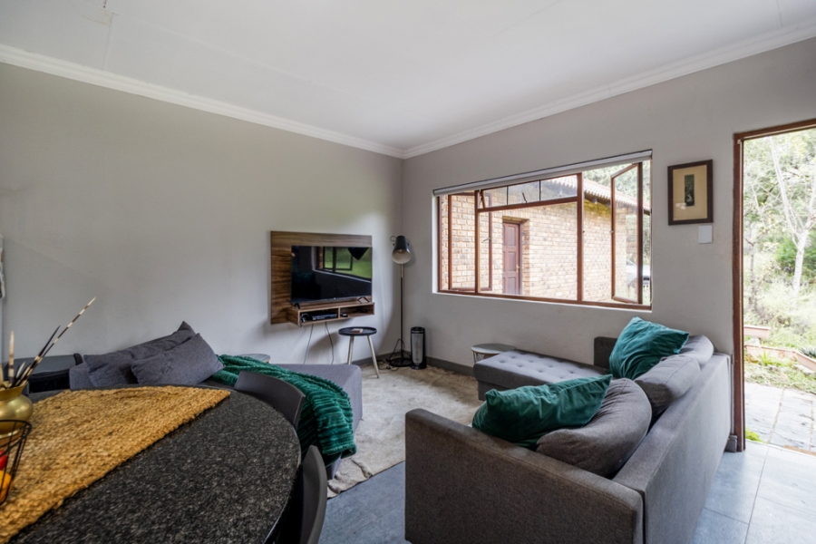 4 Bedroom Property for Sale in Leeuwfontein Gauteng