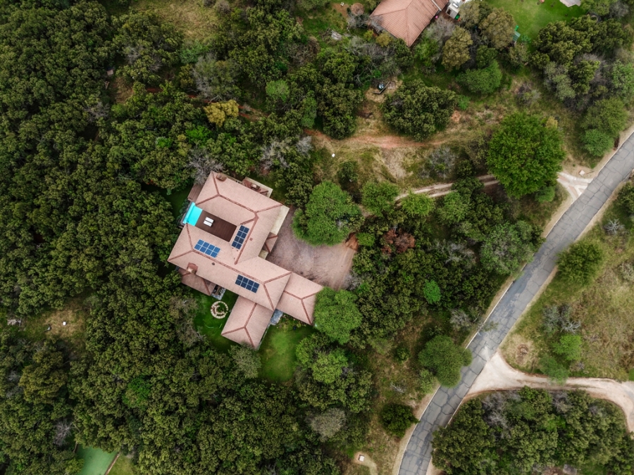 4 Bedroom Property for Sale in Leeuwfontein Gauteng