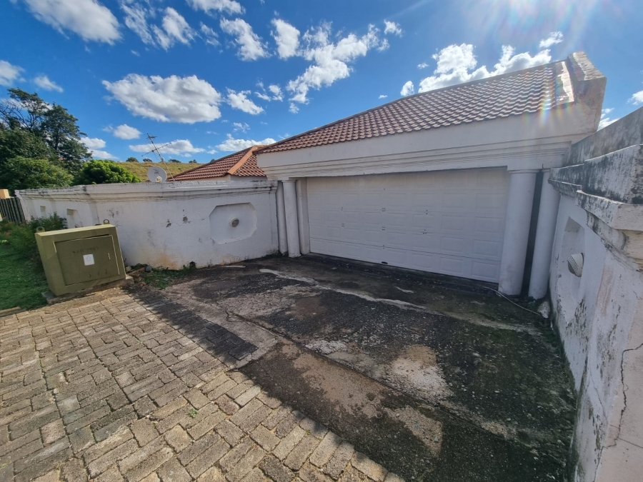 3 Bedroom Property for Sale in Zakariyya Park Gauteng