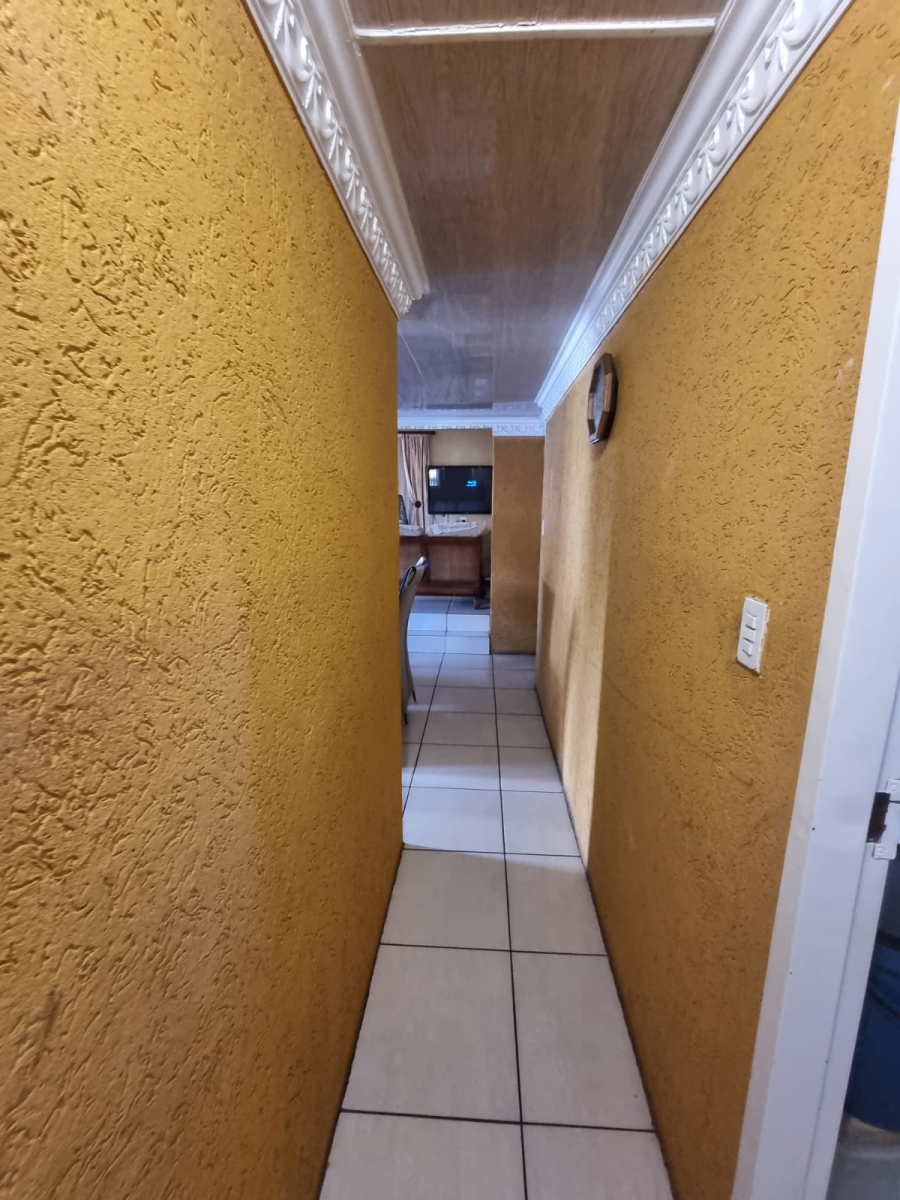 3 Bedroom Property for Sale in Zakariyya Park Gauteng