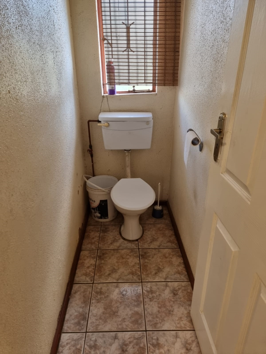 3 Bedroom Property for Sale in Zakariyya Park Gauteng