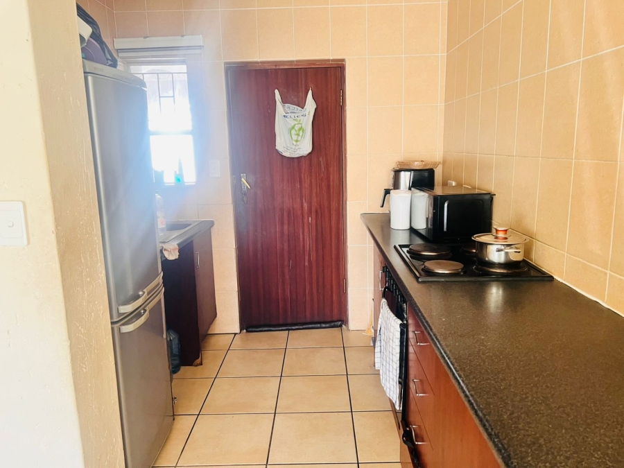 2 Bedroom Property for Sale in Ormonde View Gauteng