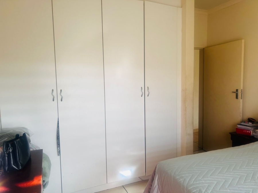 2 Bedroom Property for Sale in Ormonde View Gauteng