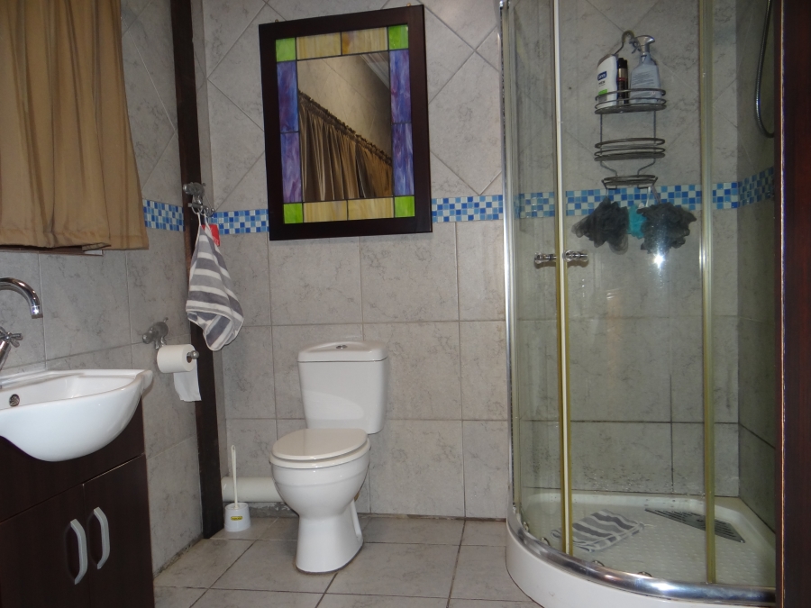 3 Bedroom Property for Sale in Mountain View Gauteng