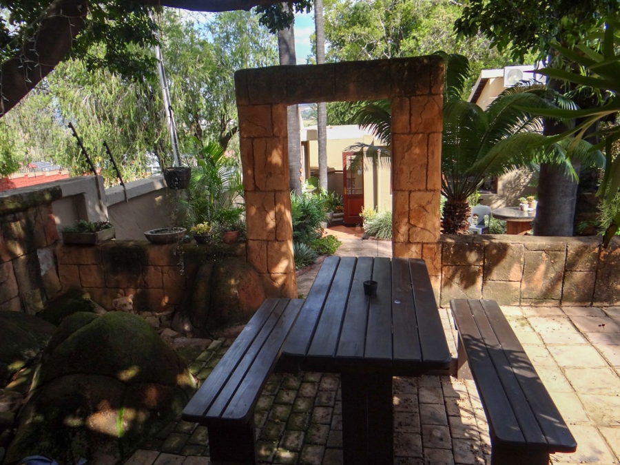 3 Bedroom Property for Sale in Mountain View Gauteng