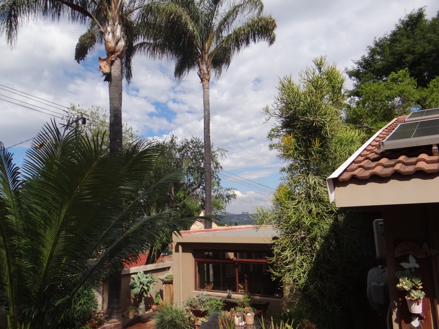 3 Bedroom Property for Sale in Mountain View Gauteng