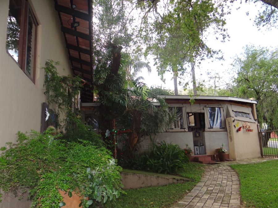 3 Bedroom Property for Sale in Mountain View Gauteng