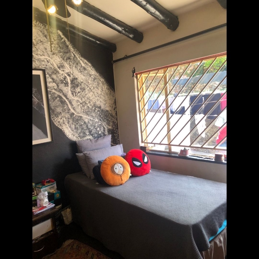 6 Bedroom Property for Sale in Erasmia Gauteng