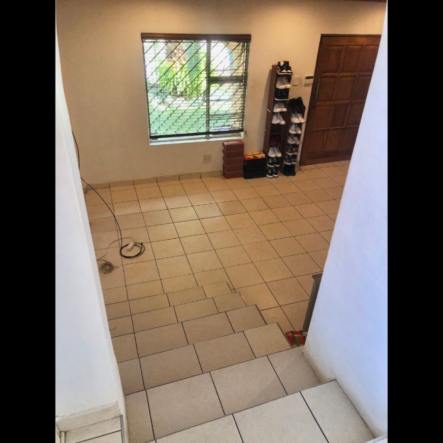 6 Bedroom Property for Sale in Erasmia Gauteng