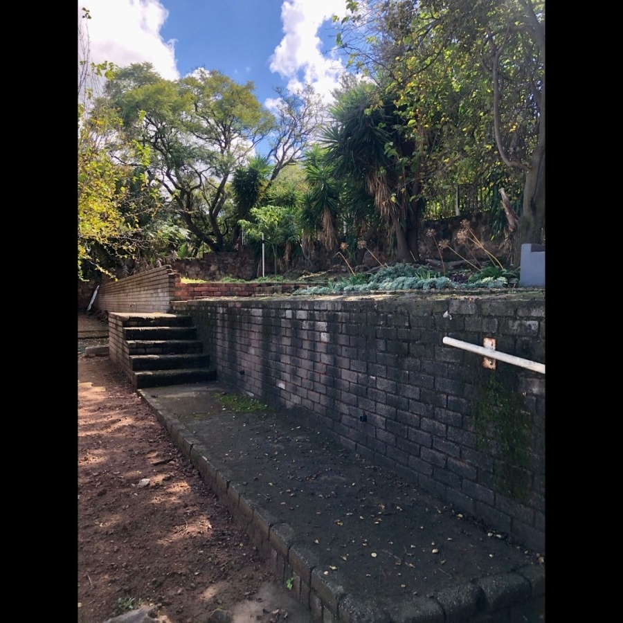 6 Bedroom Property for Sale in Erasmia Gauteng