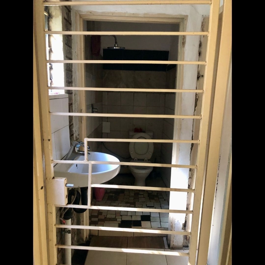 6 Bedroom Property for Sale in Erasmia Gauteng