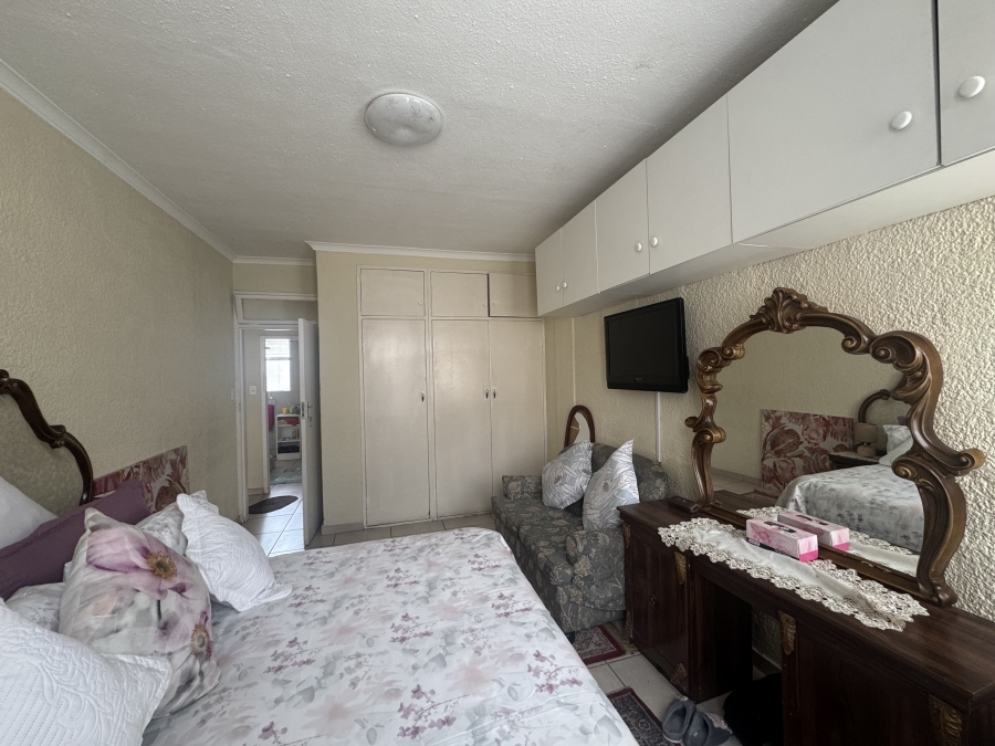 2 Bedroom Property for Sale in New Redruth Gauteng