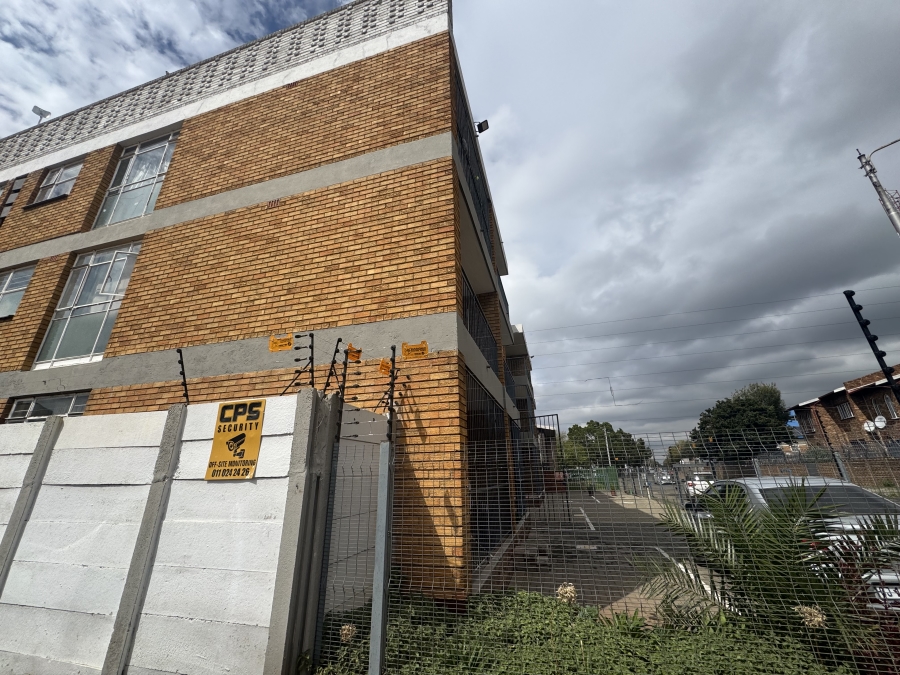 2 Bedroom Property for Sale in New Redruth Gauteng