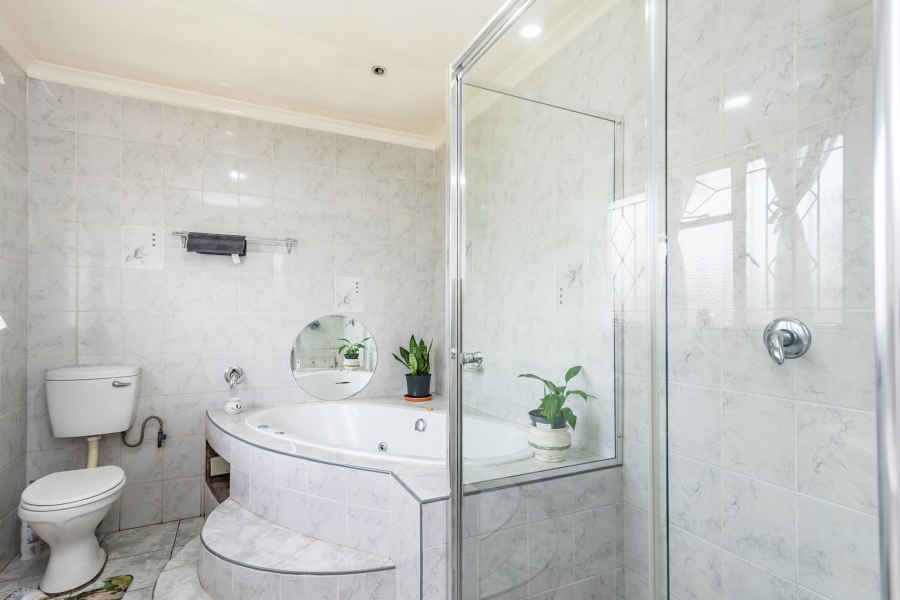 4 Bedroom Property for Sale in Mindalore Gauteng