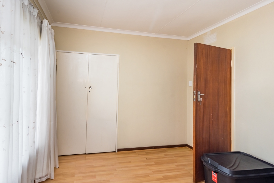 4 Bedroom Property for Sale in Mindalore Gauteng